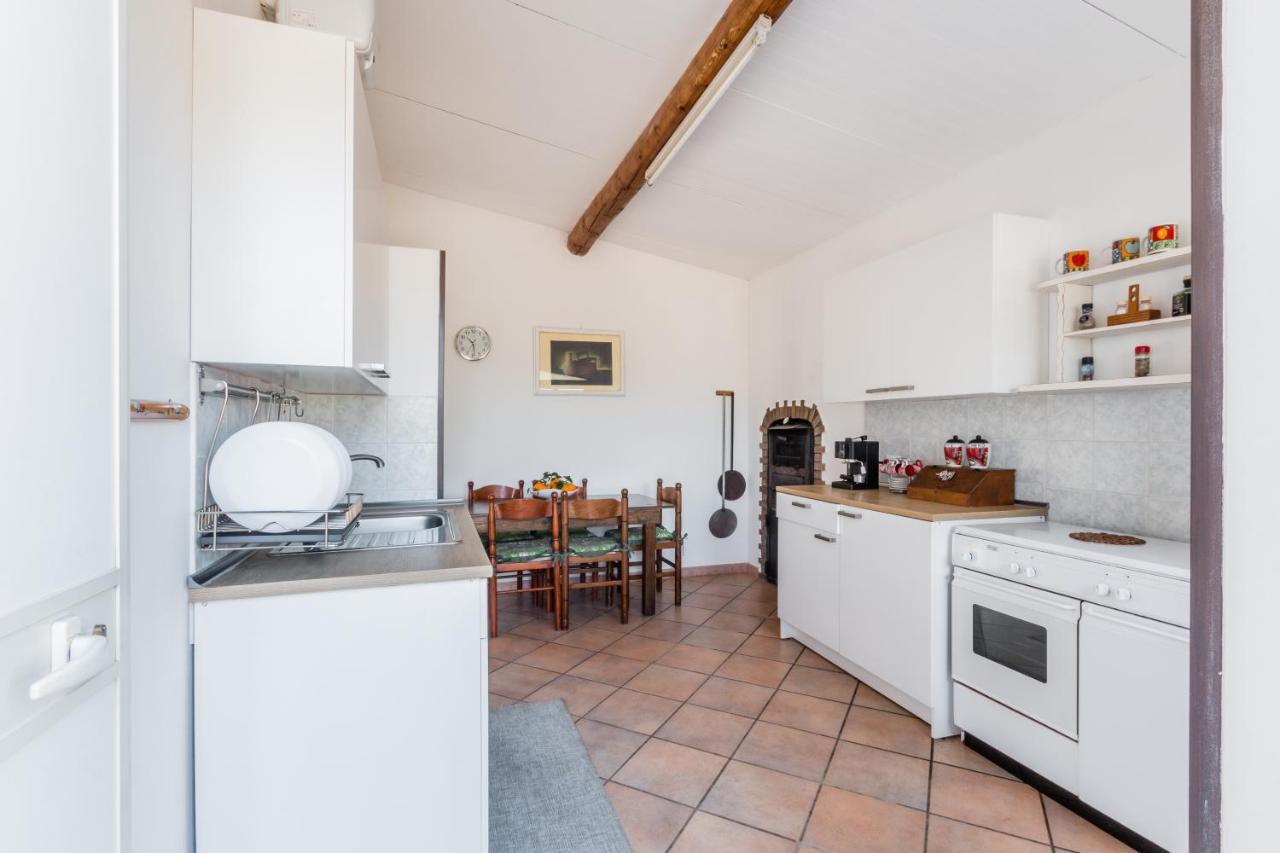 Villa Rosa Near The Sandy Beach, Parking & Wifi Noto Bagian luar foto