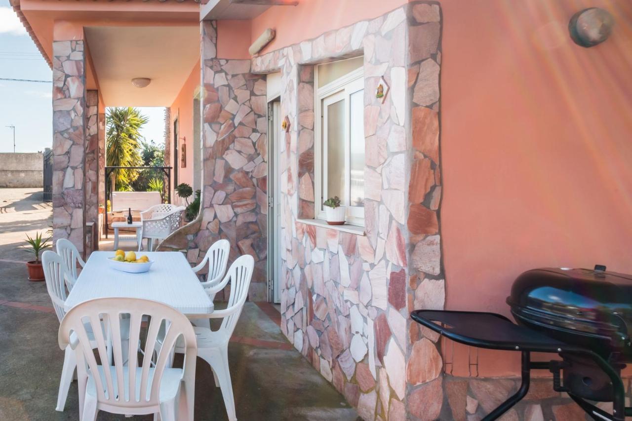 Villa Rosa Near The Sandy Beach, Parking & Wifi Noto Bagian luar foto